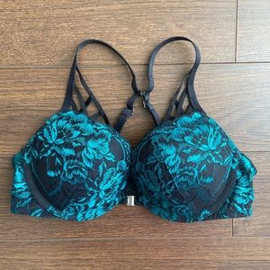 34B Front Close Beyond Sexy La Senza Lace Bra